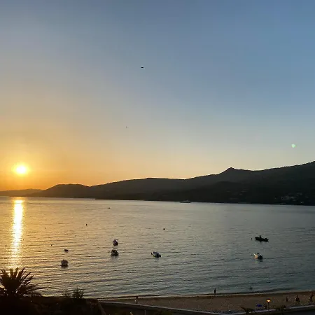 Neuf Confort En Bord De *